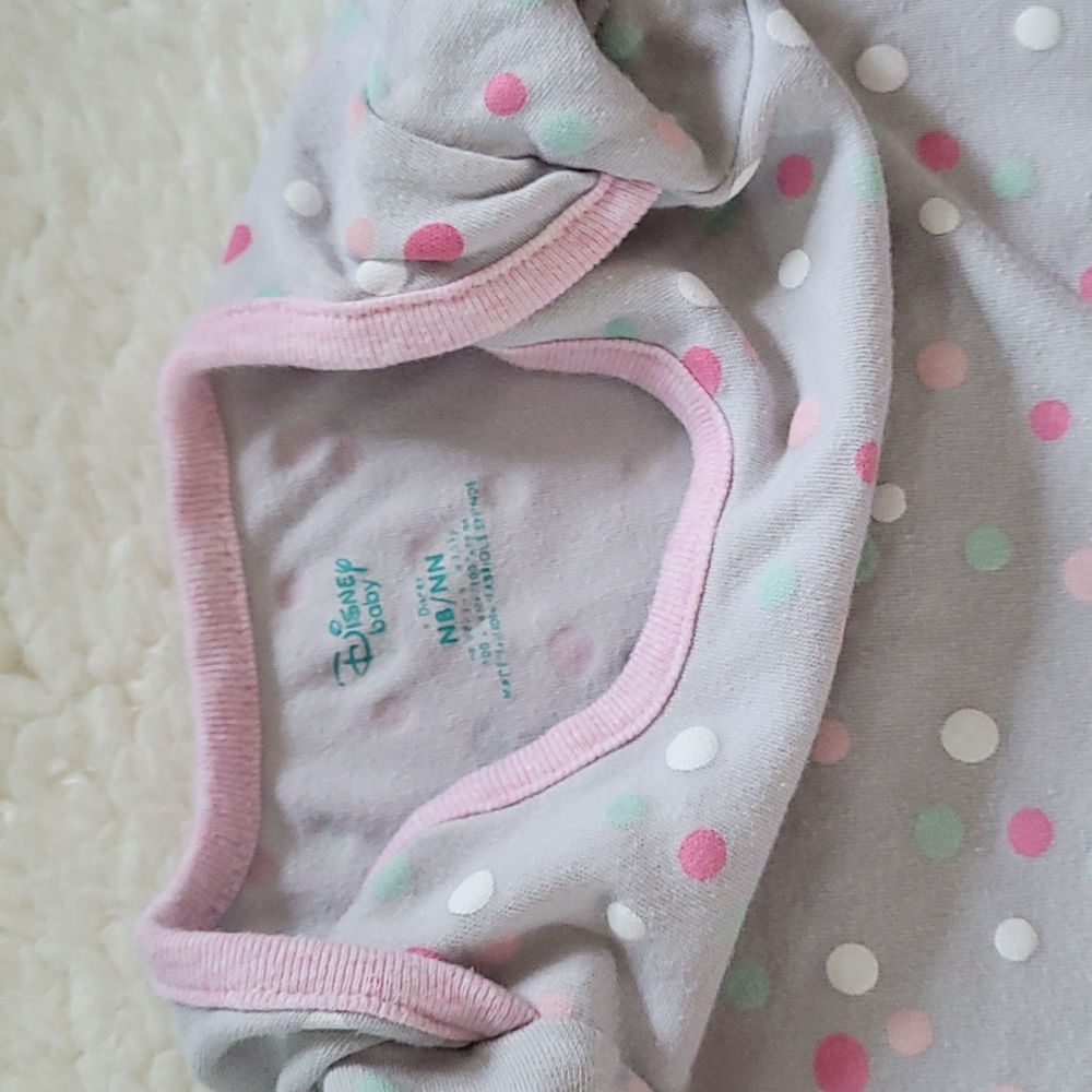 2 ONESIES - Picture 4 of 4